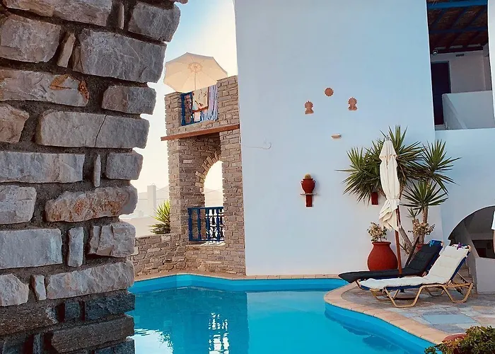 Fotilia Szálloda Náusza